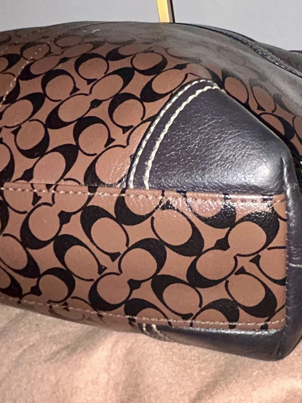 Coach Chelsea Heritage Stripe Signature Tote. Mint Condition